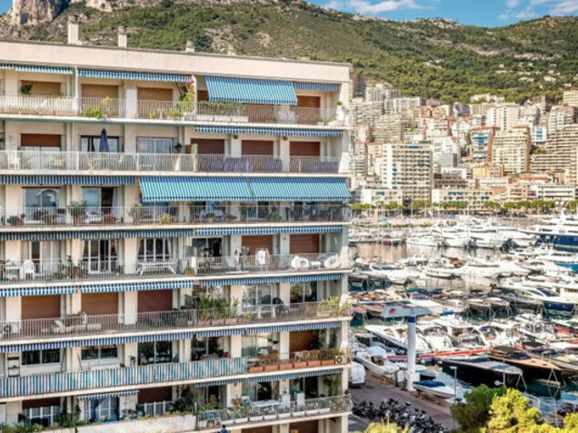 Renovated Apartment With Le Rocher Views