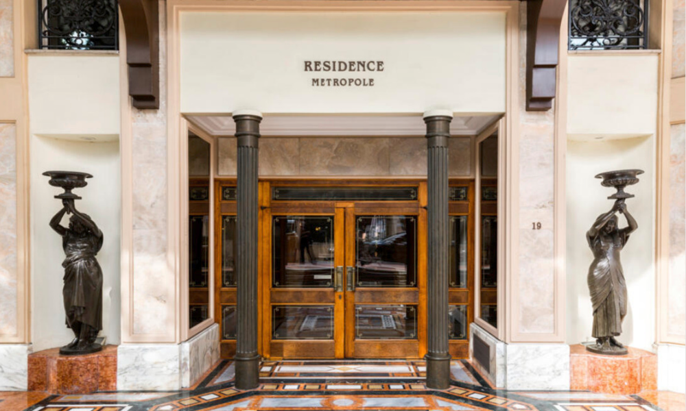 Appartement de 4 chambres luxueusement rénové à la Résidence Métropole - 11/11