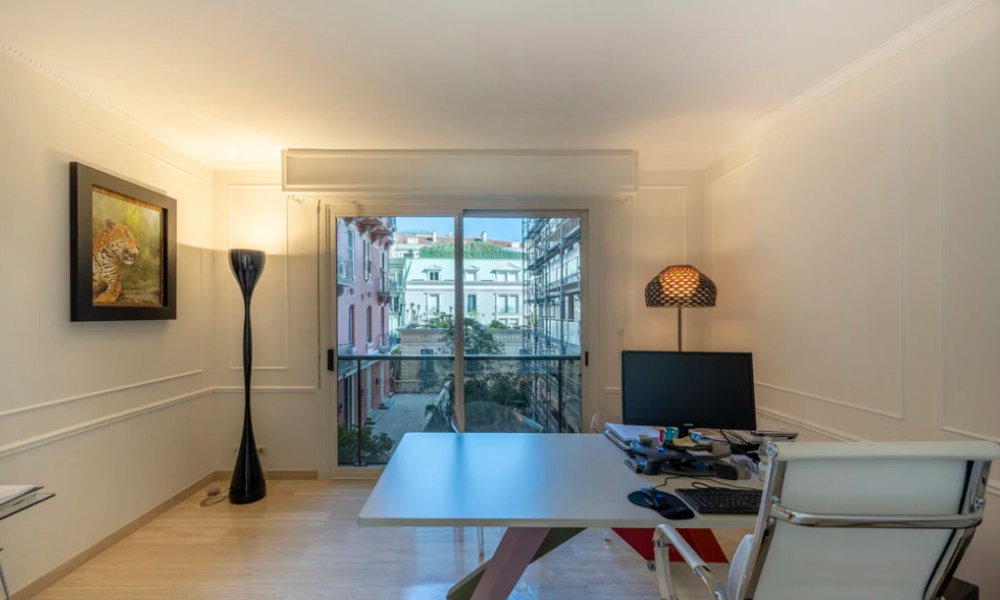 Usage mixte du studio à Carré d’Or - 1/4